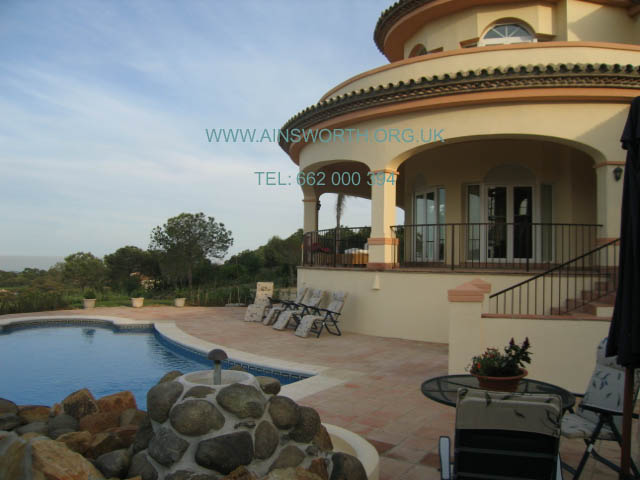 Sotogrande golf villa for sale