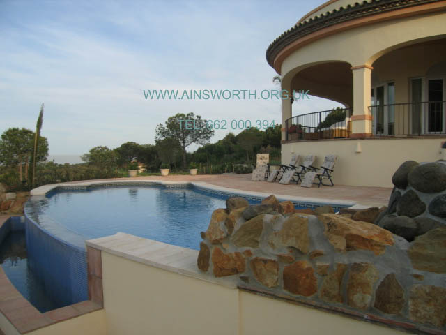 Sotogrande golf villa for sale